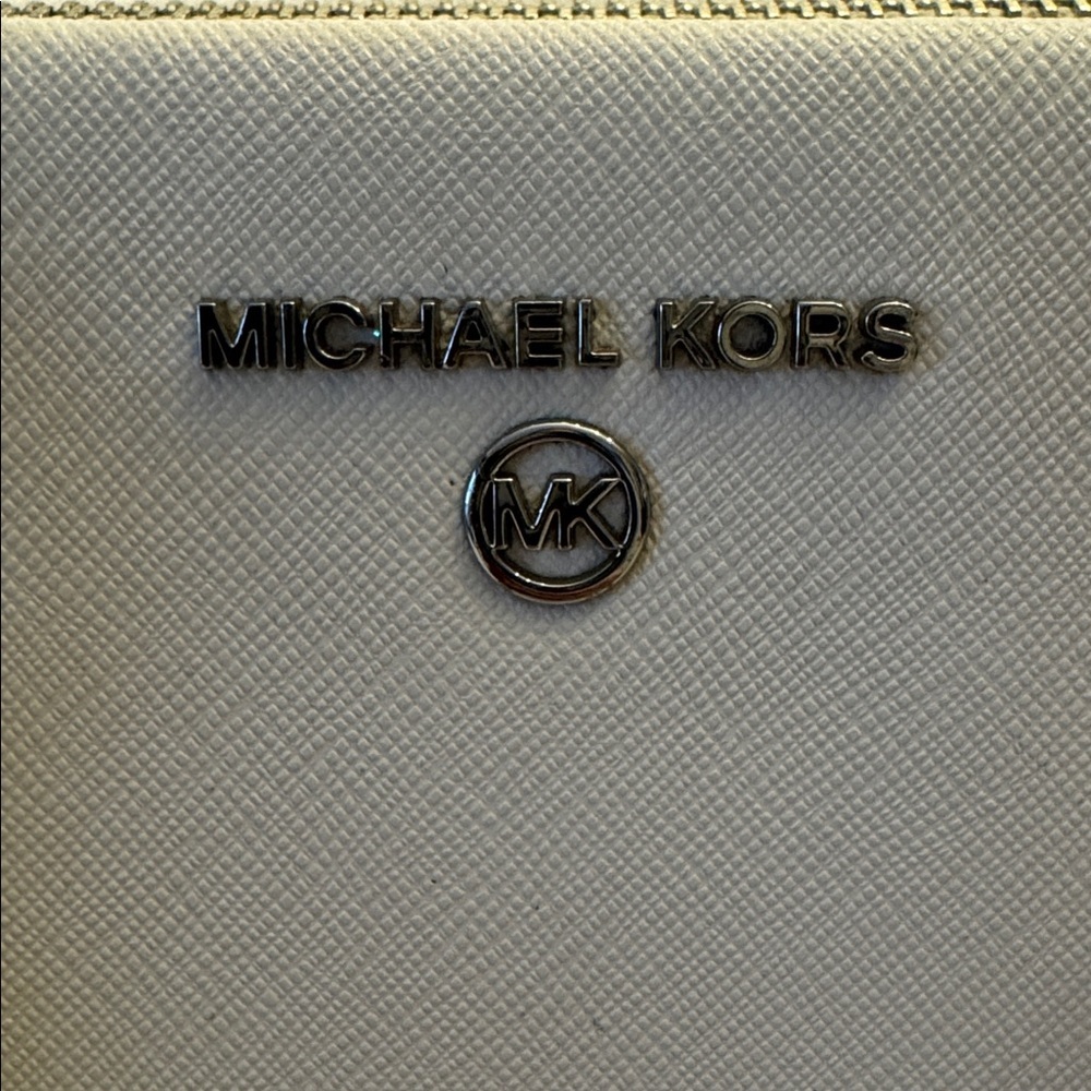 EUC! MICHAEL KORS Marilyn Medium Saffiano Leather Satchel - Picture 2 of 16